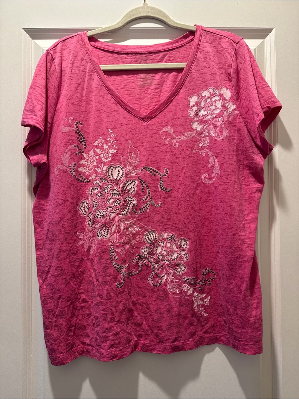 Women’s V-Neck Pink Floral Embellished Top